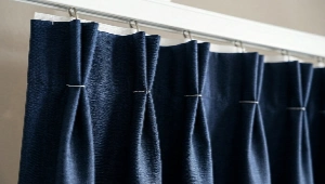 Pinch Pleat