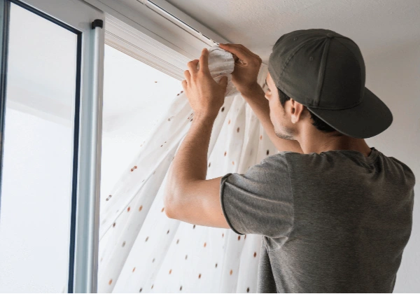 Curtain Mounting Dubai Service